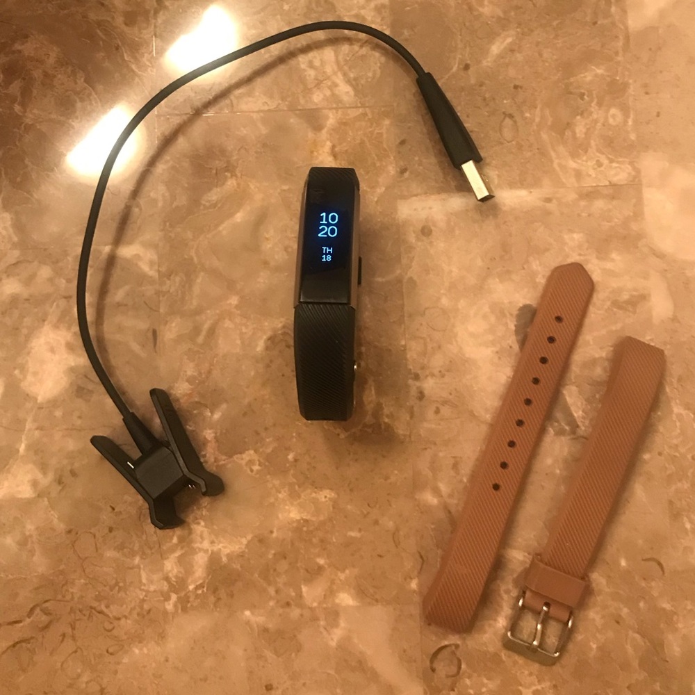 Fitbit Alta w charger and 2 large bands- EUC